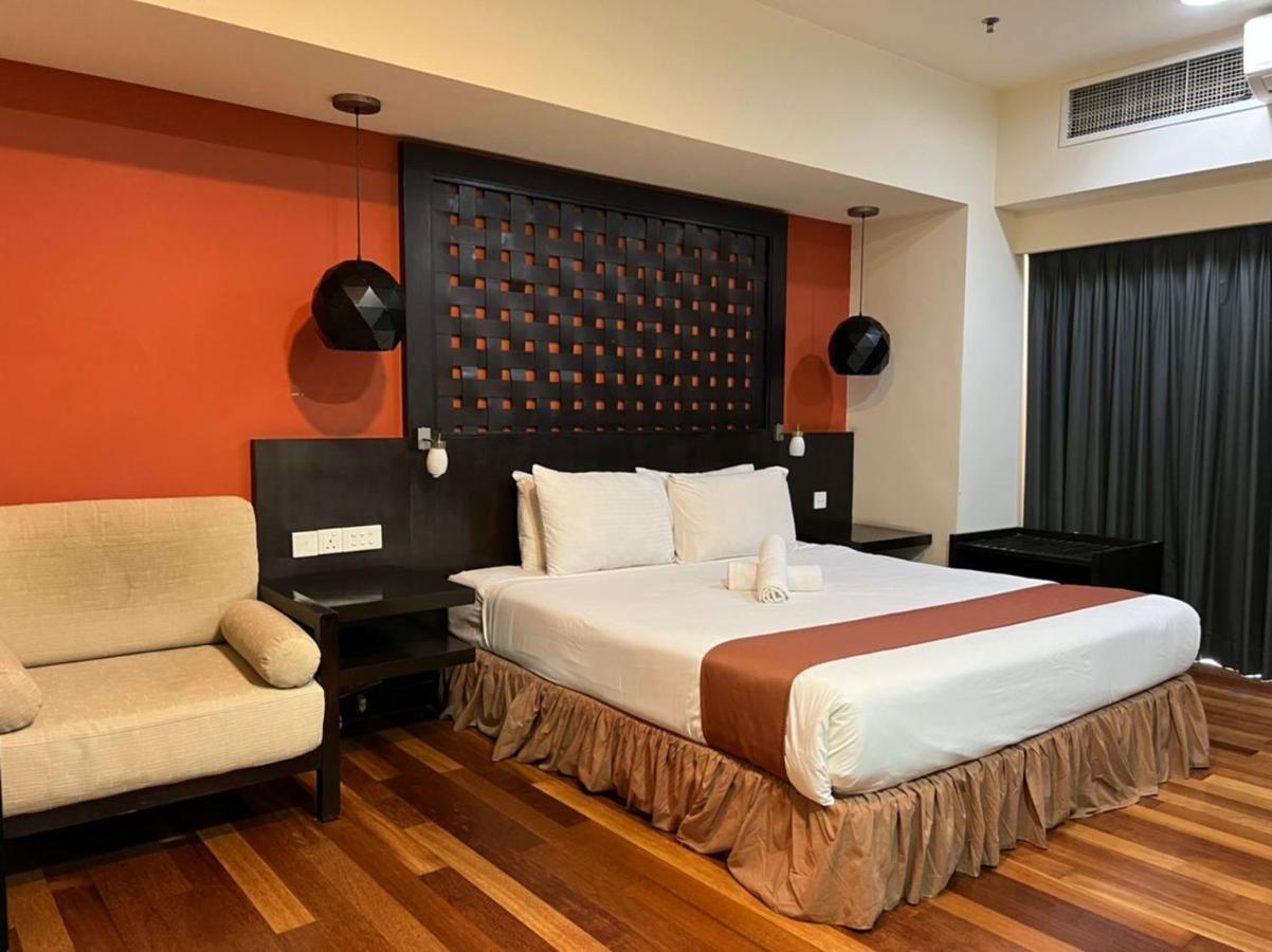 Raintree Resort Suites Петалінг-Джая Екстер'єр фото