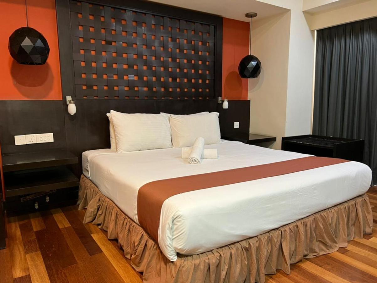 Raintree Resort Suites Петалінг-Джая Екстер'єр фото